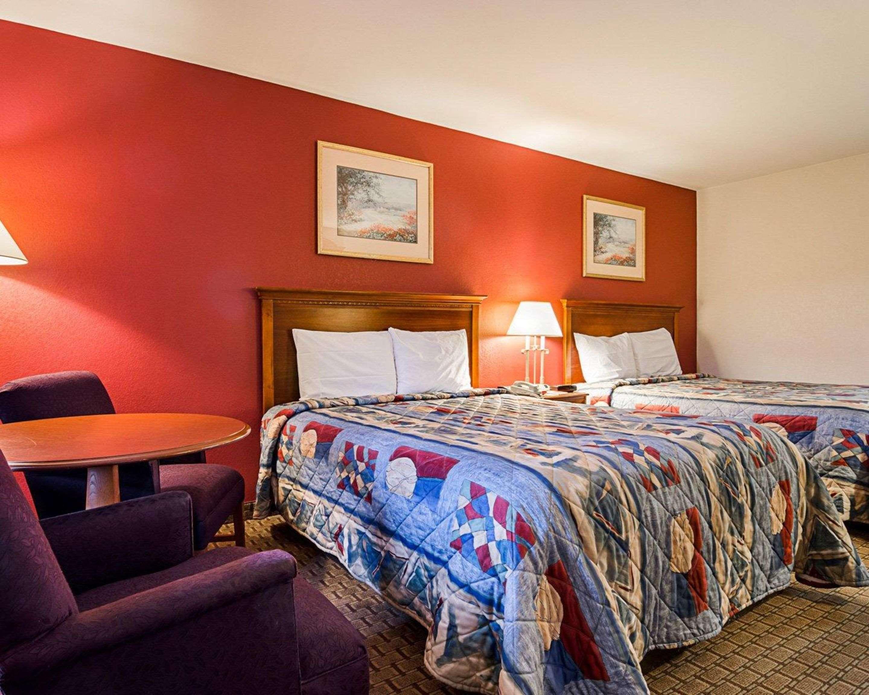 Econo Lodge Ричмонд Экстерьер фото